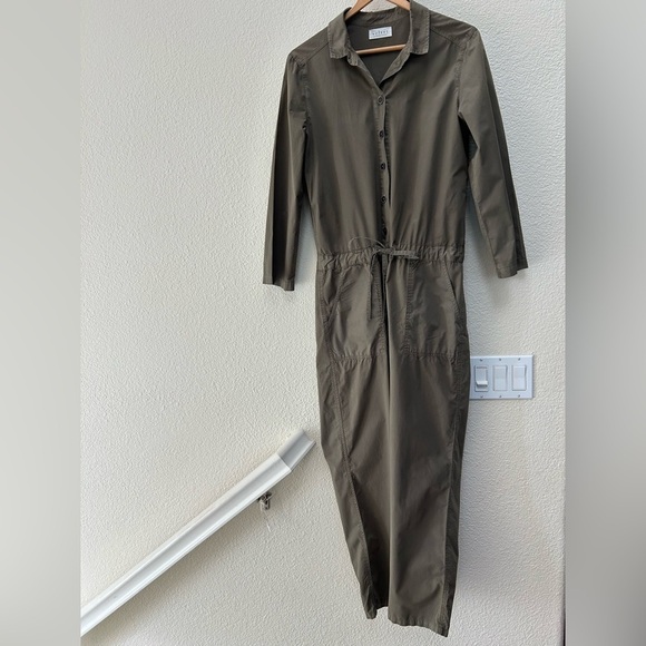 $273 VELVET BY GRAHAM & SPENCER Taylor Jumpsuit Long Sleeve Green Large Cotton - Picture 2 of 12